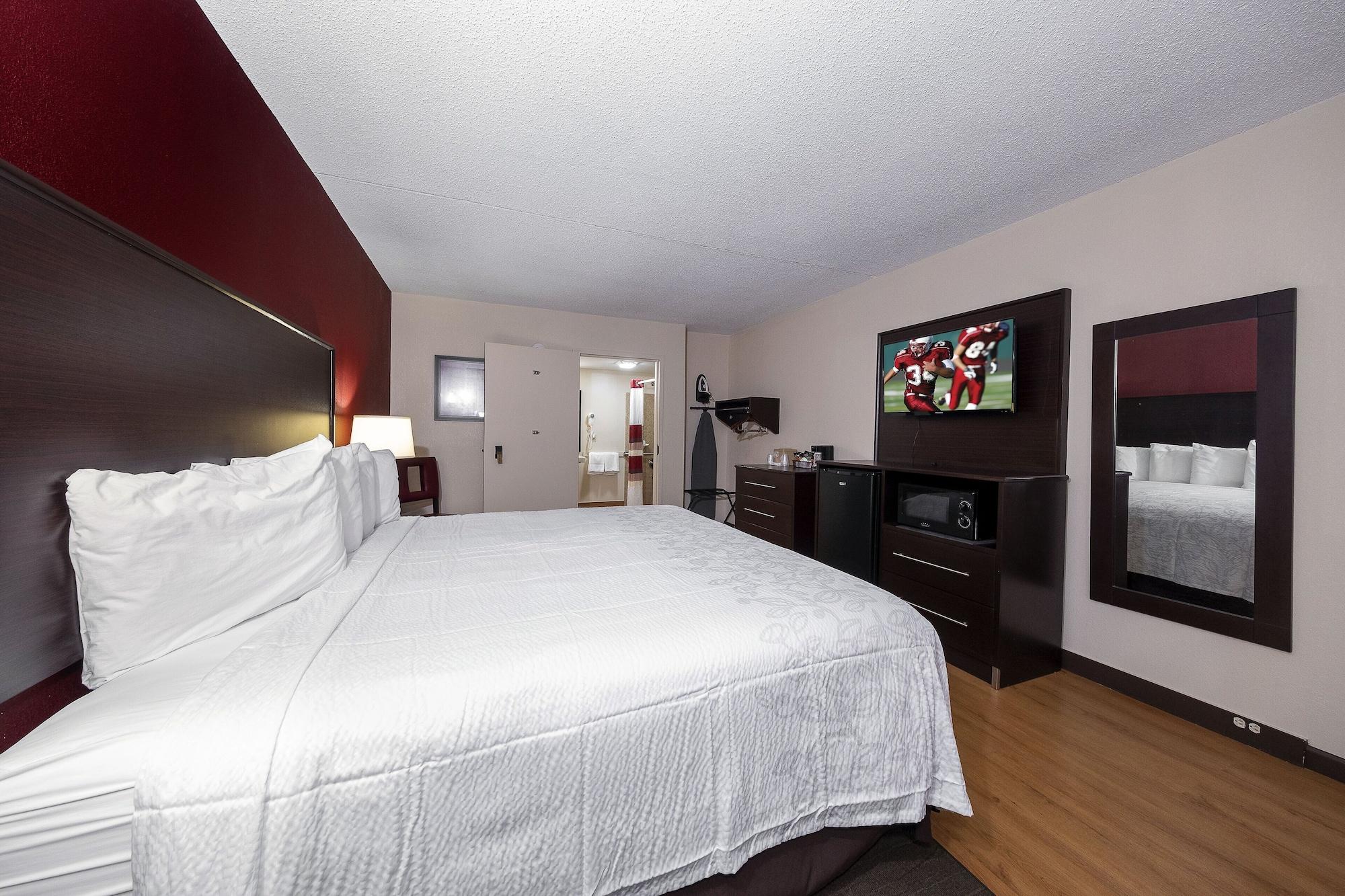 Red Roof Inn Plus+ Huntsville - Медісон Екстер'єр фото